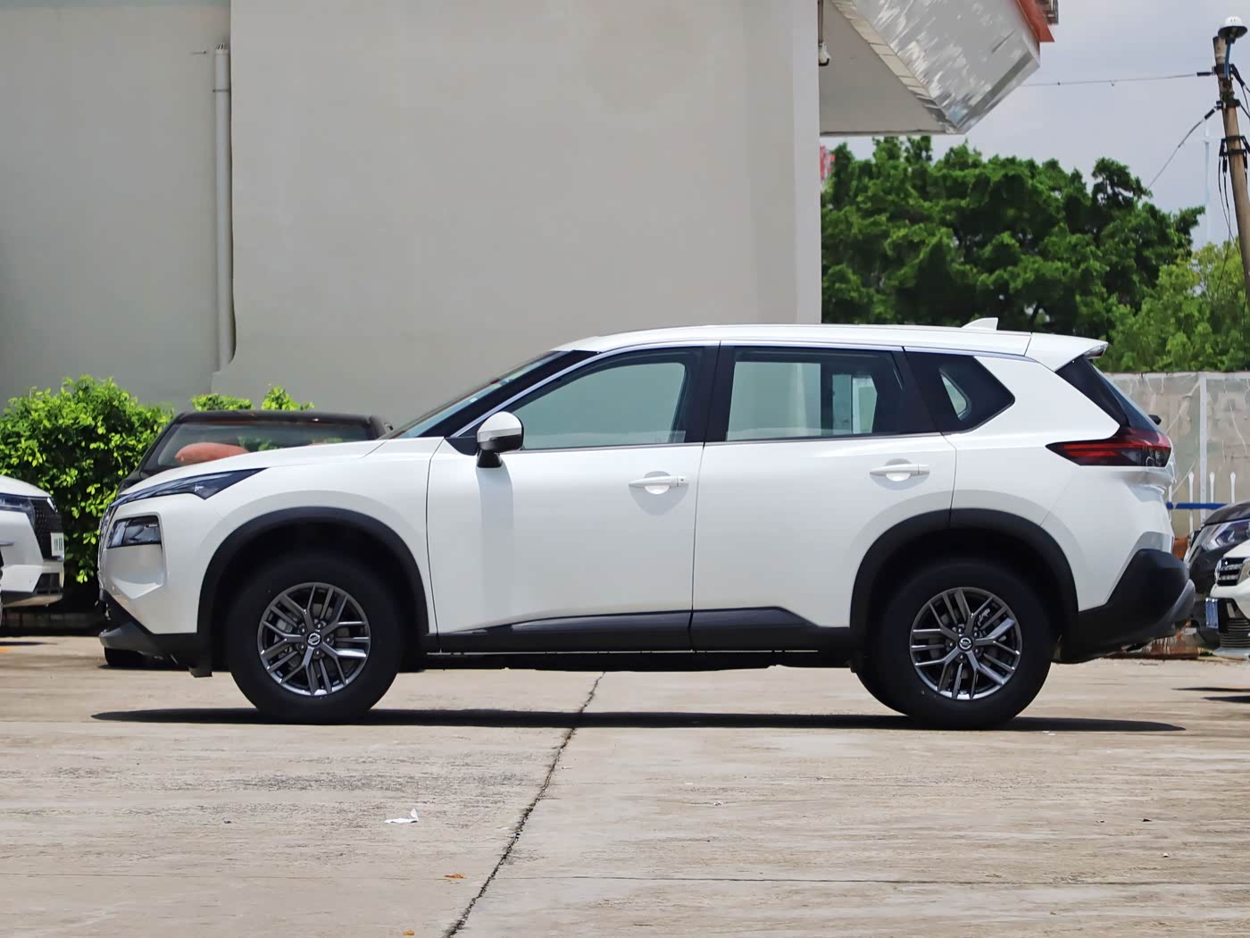Nissan X-Trail 2025 Honor 2.0L 2WD Leading — 3