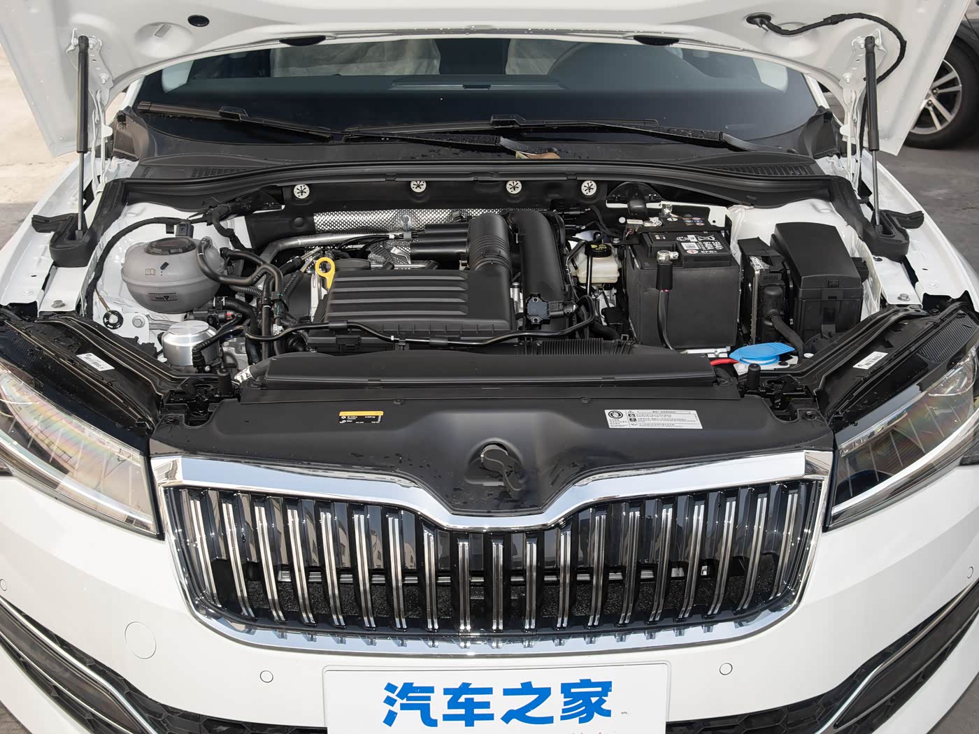 Skoda Superb 2025 TSI280 DSG Premium — 5