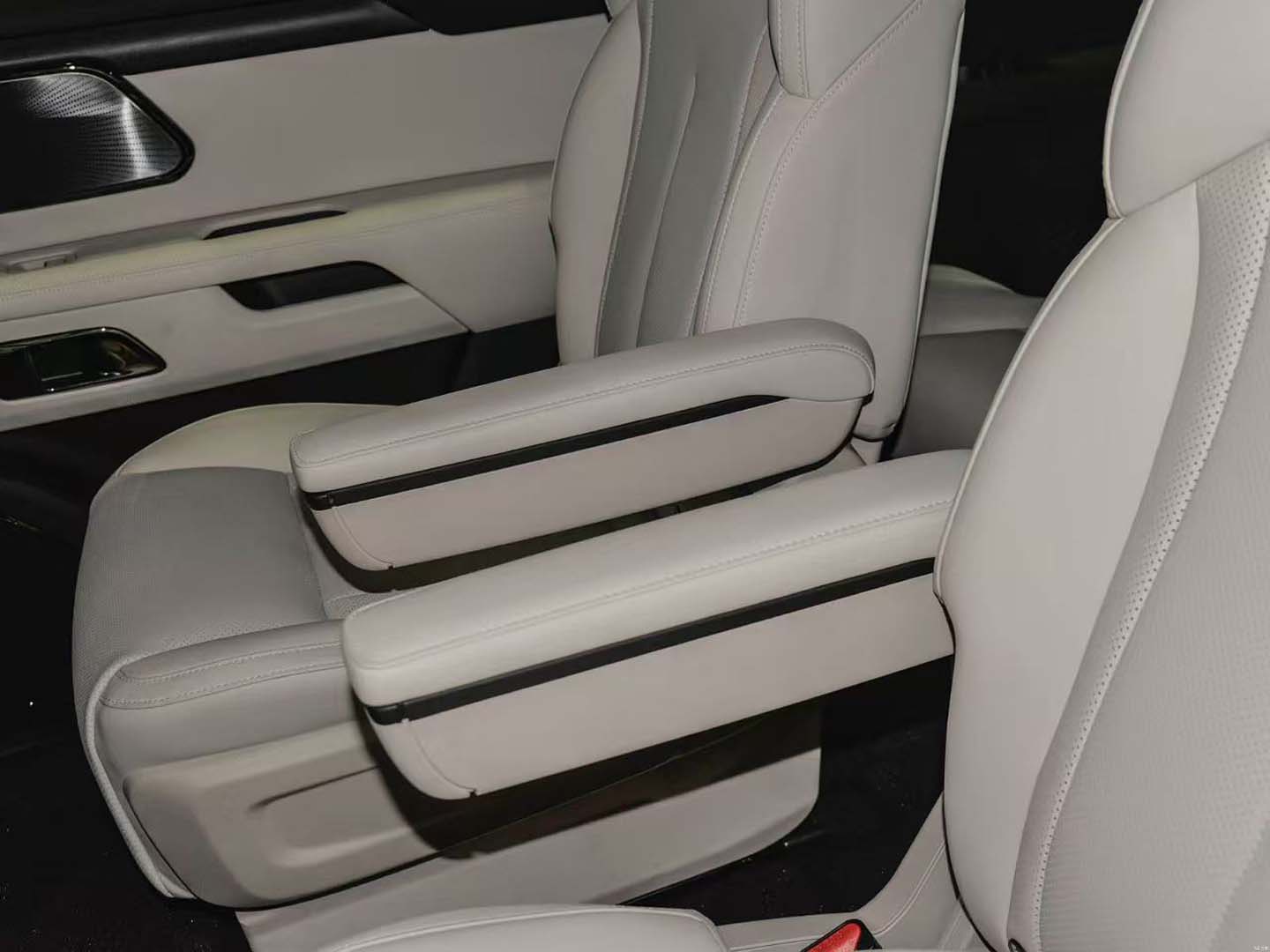 ROX 01 2024Model All-round 7-seats Long Battery Life Version — 13
